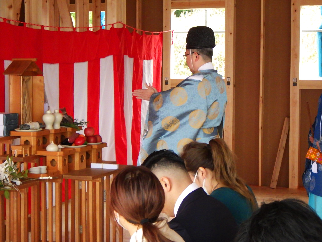 うたたね建築デザイン室
新築
上棟式 上棟 棟上げ 神主さん