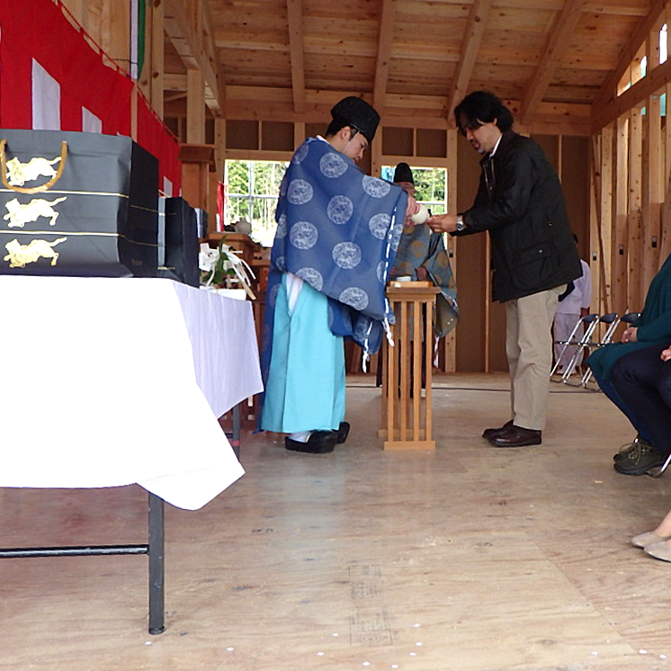 うたたね建築デザイン室
新築
上棟式　上棟　棟上げ　神主さん